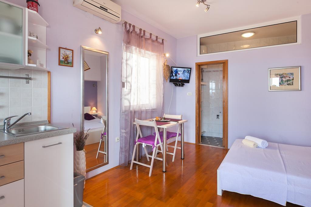 Studio Apartment Odak Podgora Exterior foto